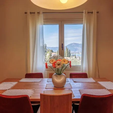 Secluded Villa Kontokali